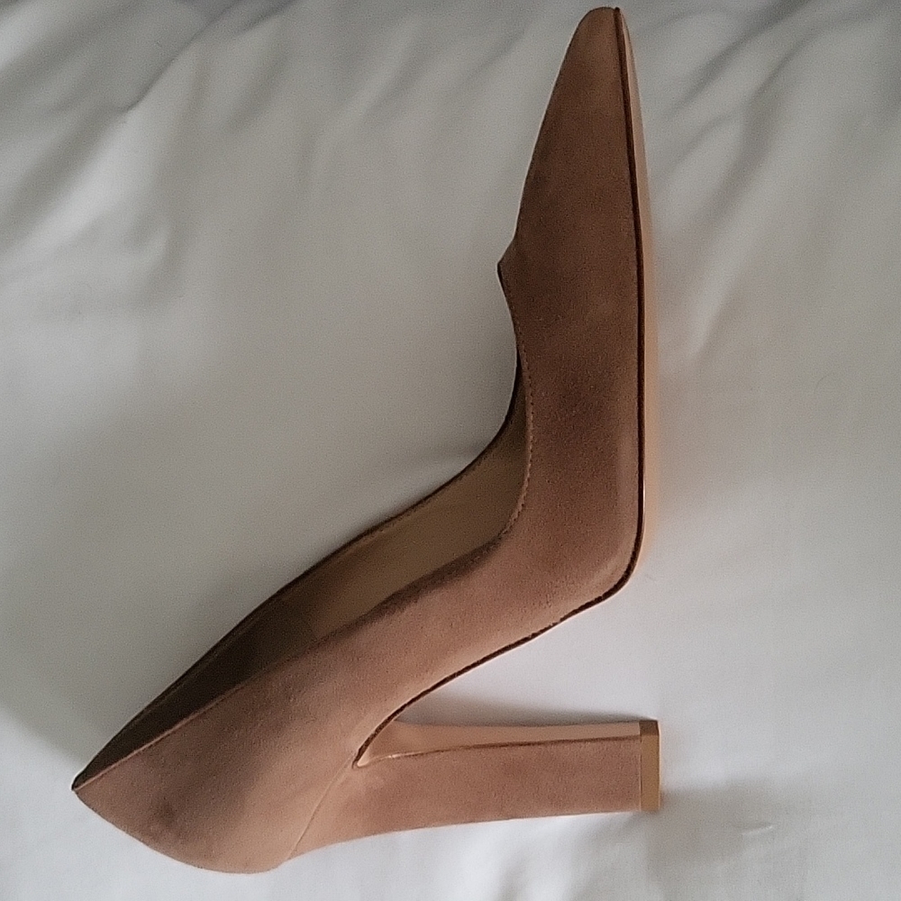 Gianvito Rossi Tan Suede Heels